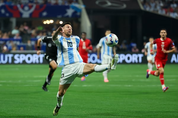 Argentina forward Lionel Messi (10) controls the ball during the first half against Canada in their match during the 2024 Copa America at Mercedes-Benz Stadium, Thursday, June 20, 2024, in Atlanta. (Jason Getz / AJC)
