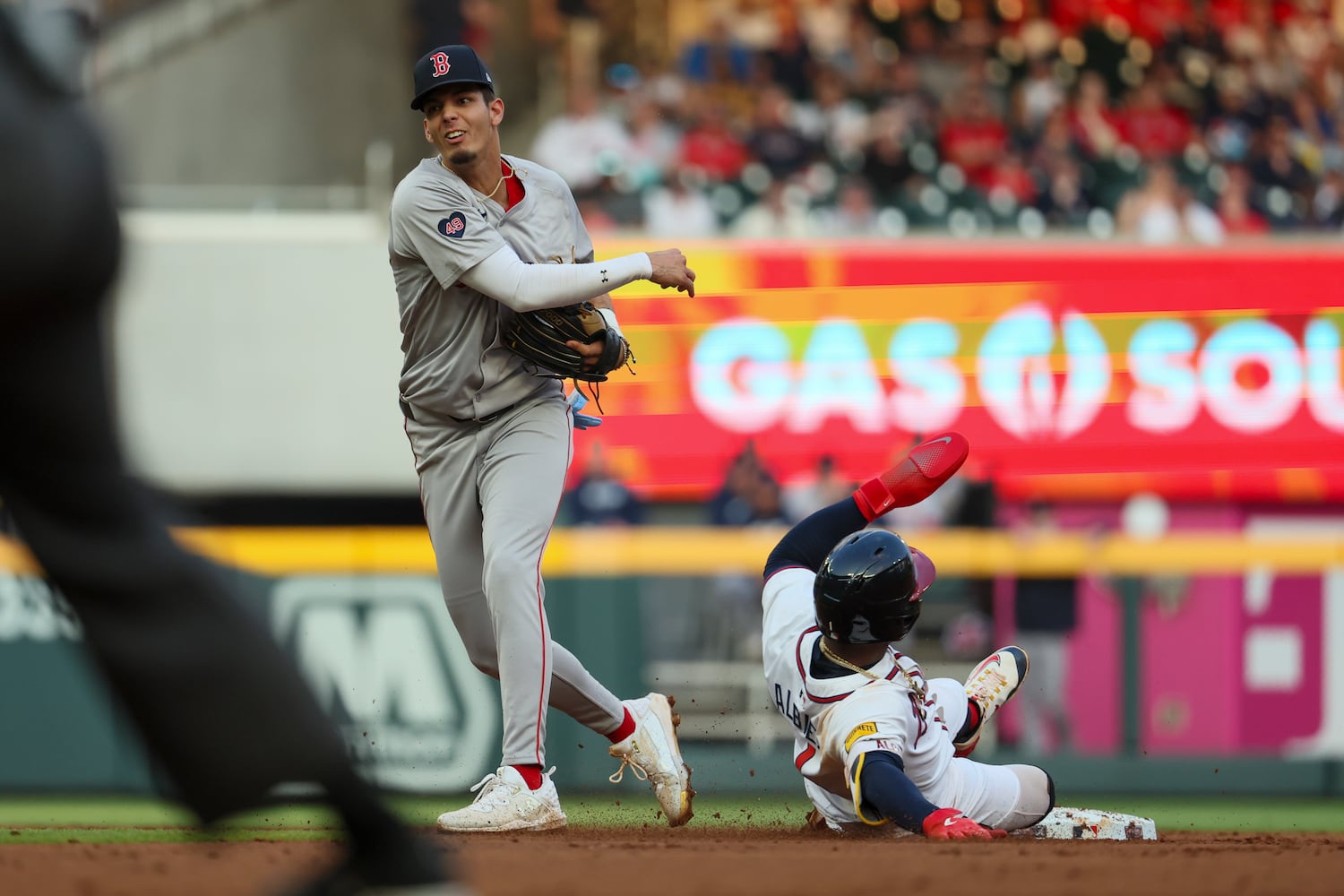 050924 braves photo