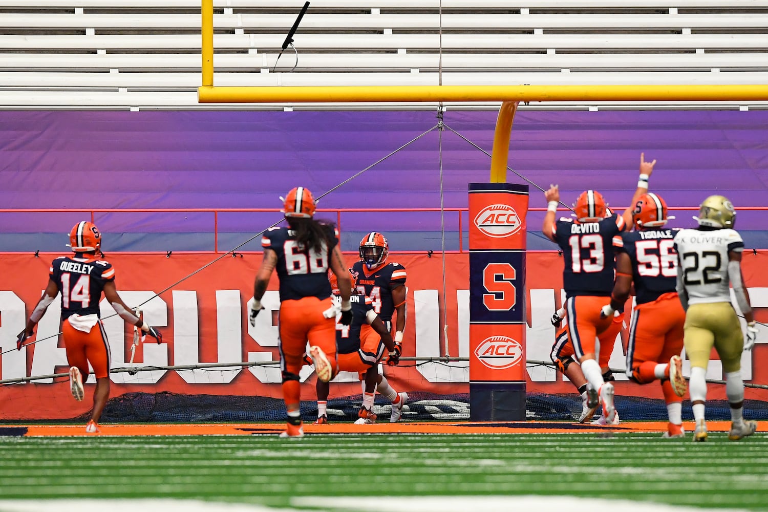 NCAA Football: Georgia Tech at Syracuse