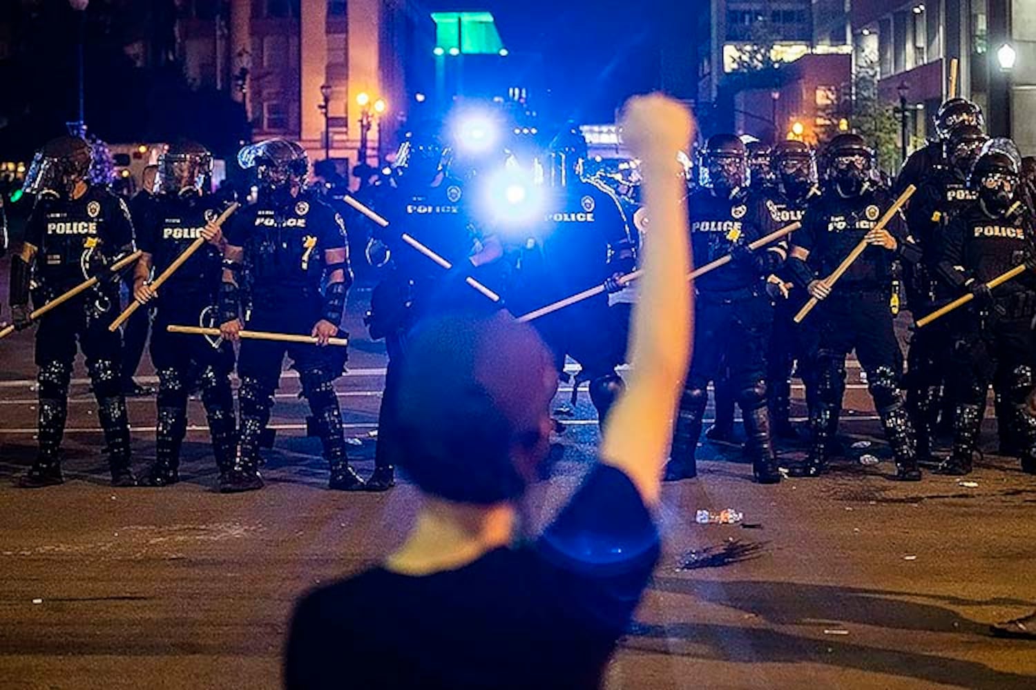 PHOTOS: 7 shot in Louisville during protests of police shooting case