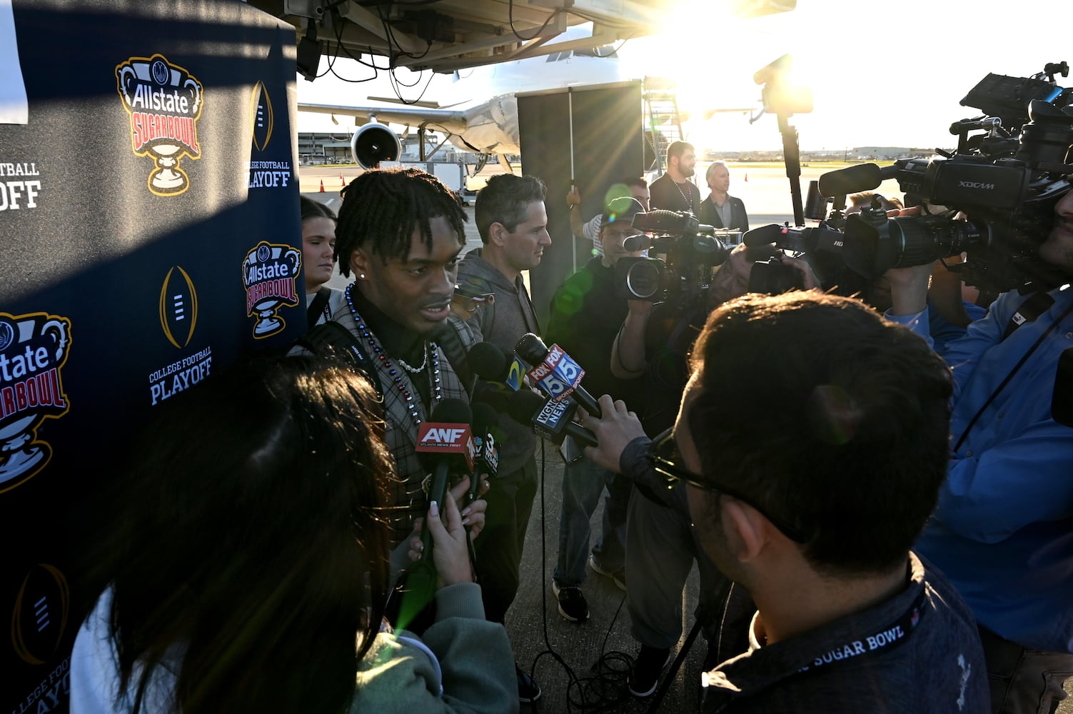 UGA & Notre Dame team arrival ahead of Sugar Bowl