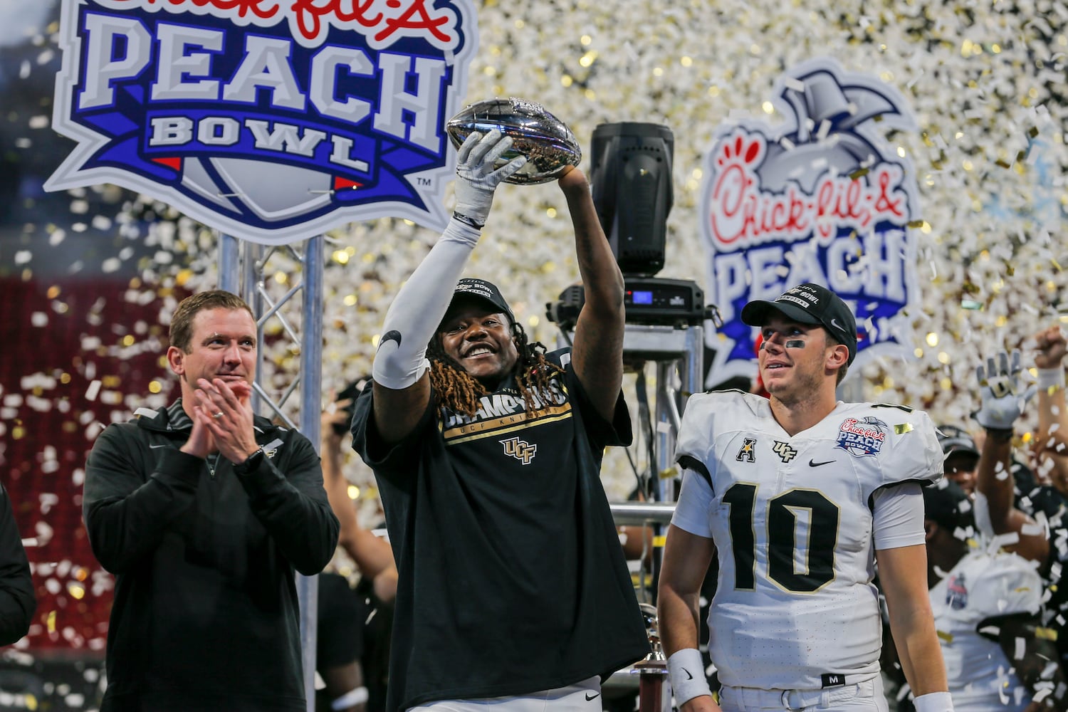 Photos: Auburn and UCF square off in Chick-fil-A Peach Bowl