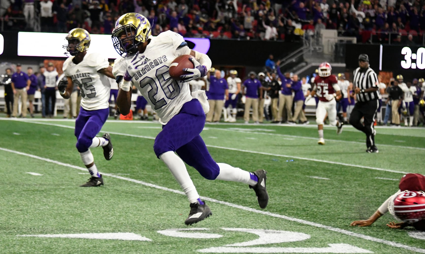 Photos: Day 1 of HS state title games at Mercedes-Benz Stadium