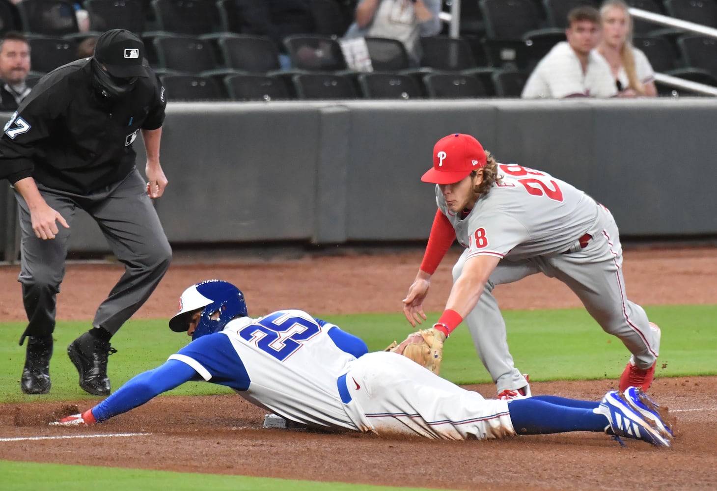 Atlanta Braves vs Philadelphia Phillies game 2