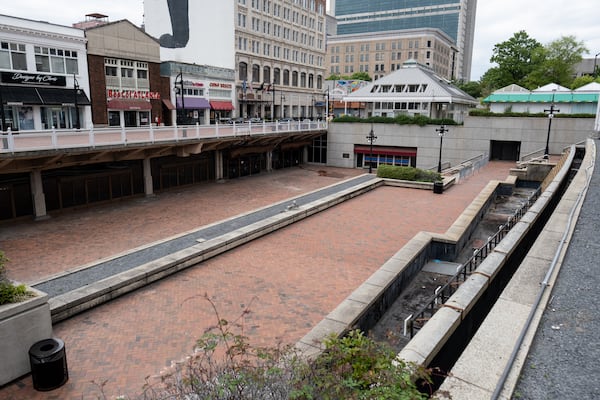 210414-Atlanta-Scenes of Underground Atlanta shot Wednesday, April 14, 2021. 
Ben Gray for the Atlanta Journal-Constitution