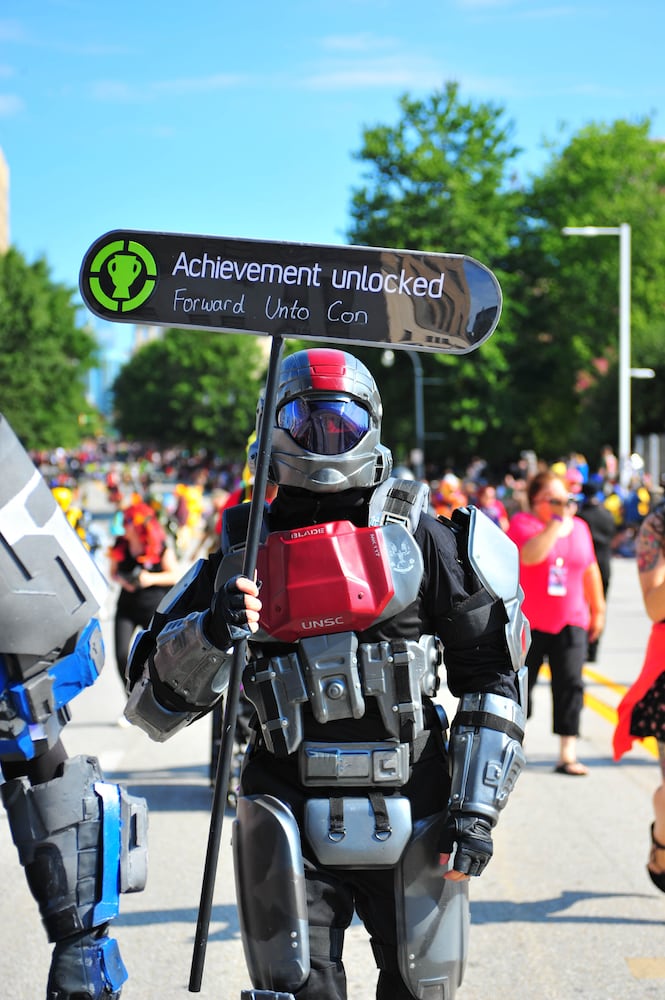 Dragon Con parade Saturday