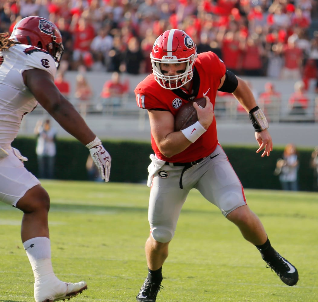 Photos: Bulldogs outlast South Carolina, improve to 9-0