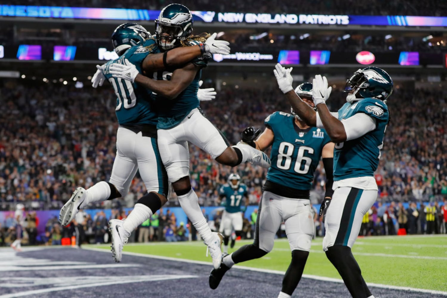 Eagles beat Patriots to win Super Bowl 52