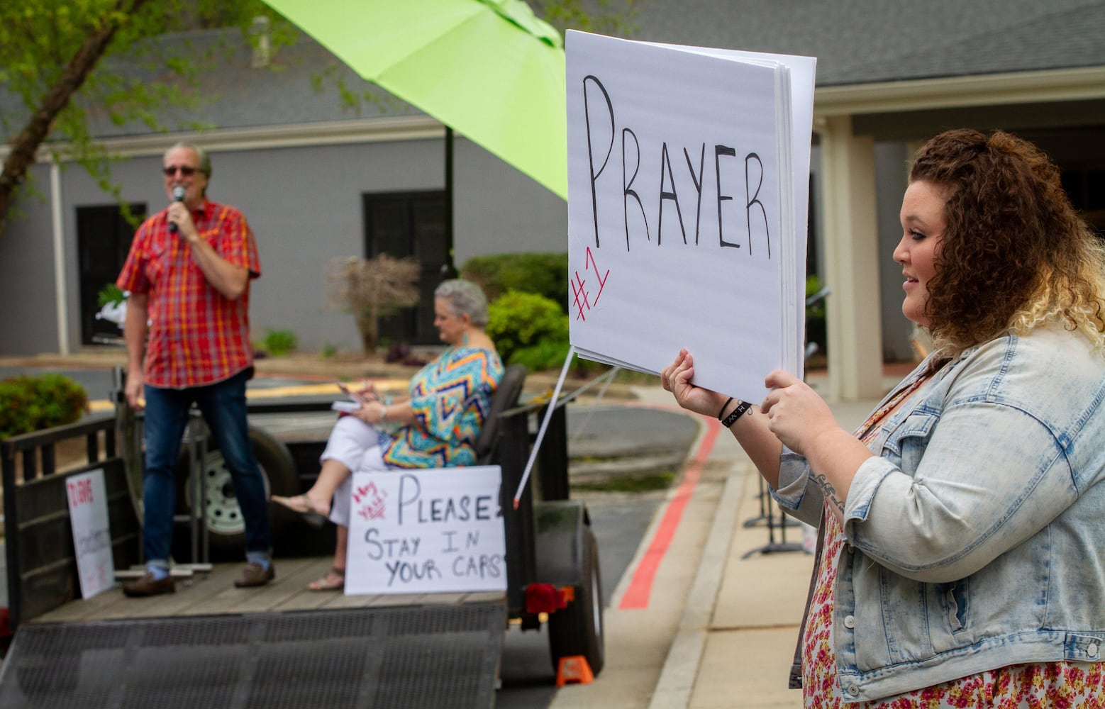 Churchgoers across metro Atlanta attend socially distant, drive-in services