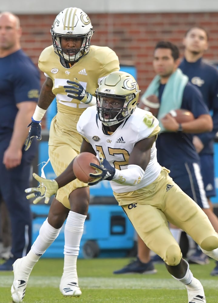 Photos: Jackets play football spring game