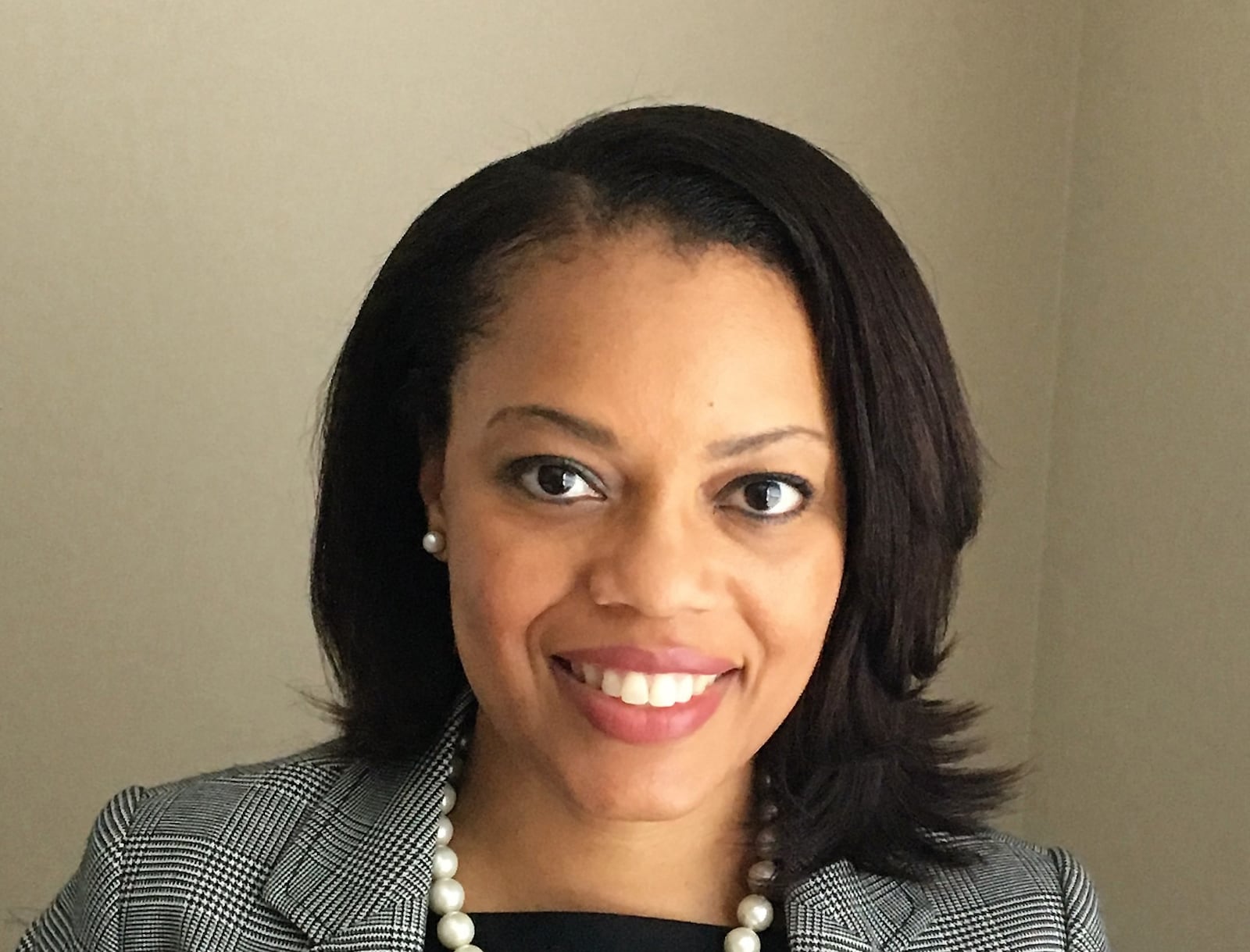 Dr. Tracey L. Henry