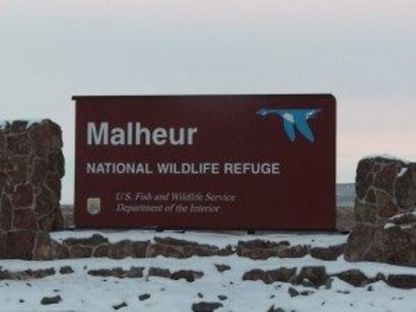 malheur-wildlife-reserve-entrance-300x225