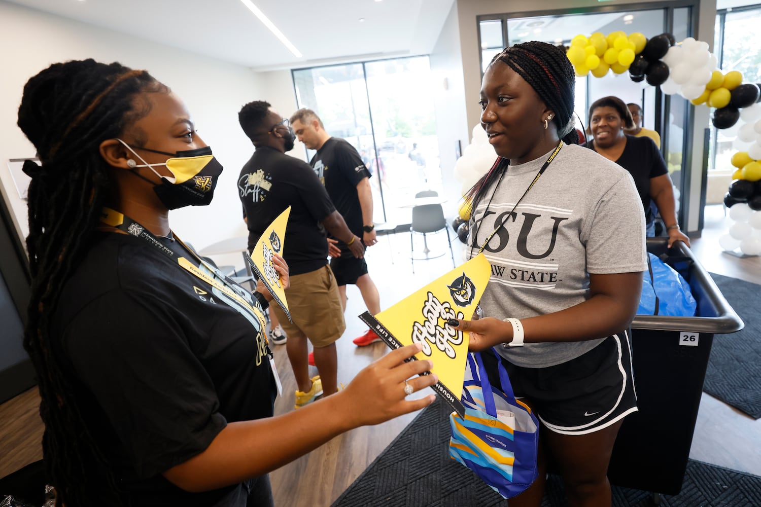 KSU students move in