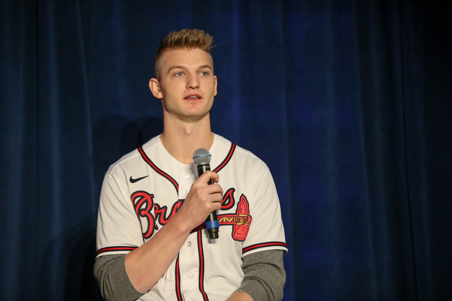 Photos: Braves greet their fans at Chop Fest