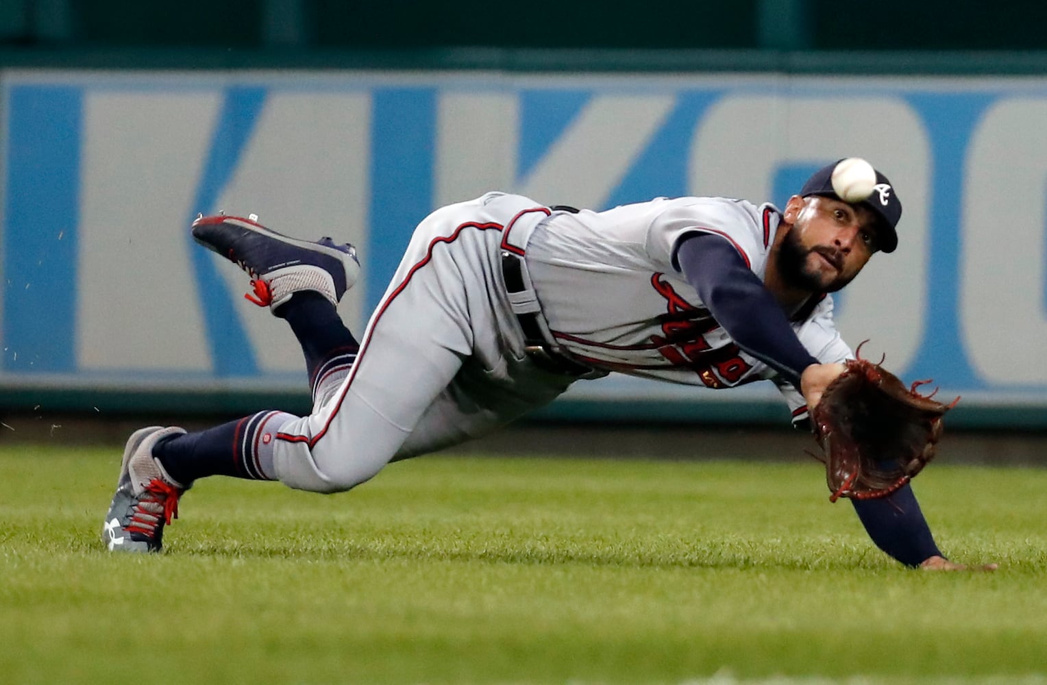 Photos: See Ronald Acuna’s great catch for Braves