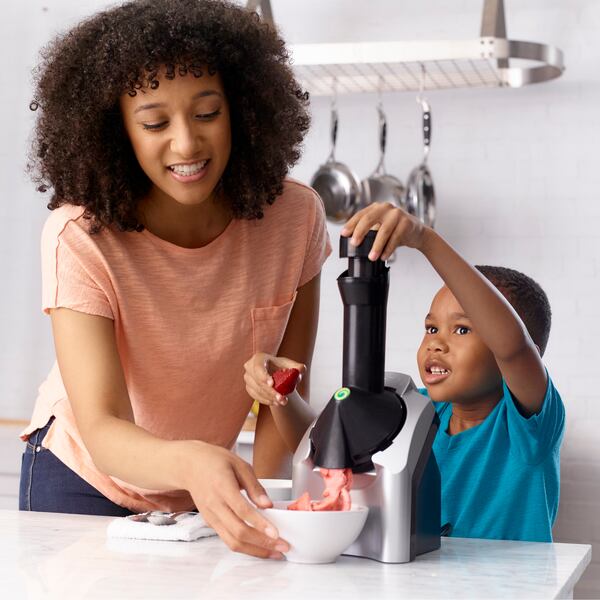 Yonanas Frozen Dessert Maker