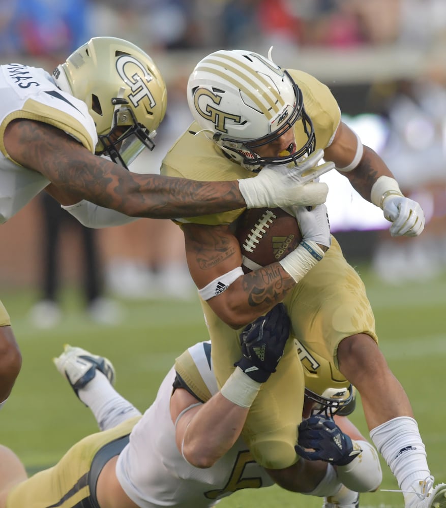 Photos: Jackets play football spring game