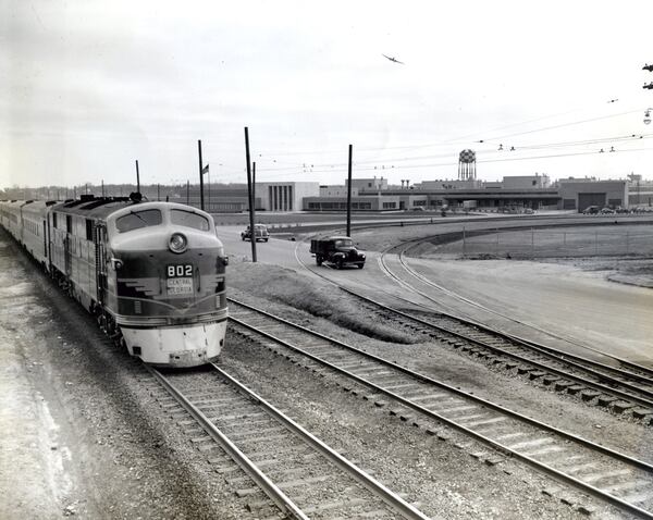 This photo from 1948 shows the new 621,253-square-foot Ford Assembly Plant in Hapeville, alongside the Central of Georgia's excursion train the Nancy Hanks II. Access to rail traffic was critical to industrial growth in the city. Photos: courtesy Norfolk Southern