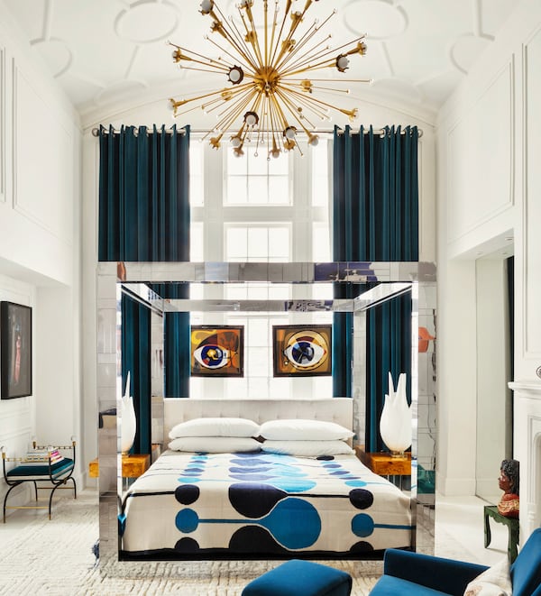 This mod maximalist bedroom in New York City was created by designer Jonathan Adler and writer Simon Doonan. Photo: Courtesy of Phaidon / Manolo Yllera/Photofoyer