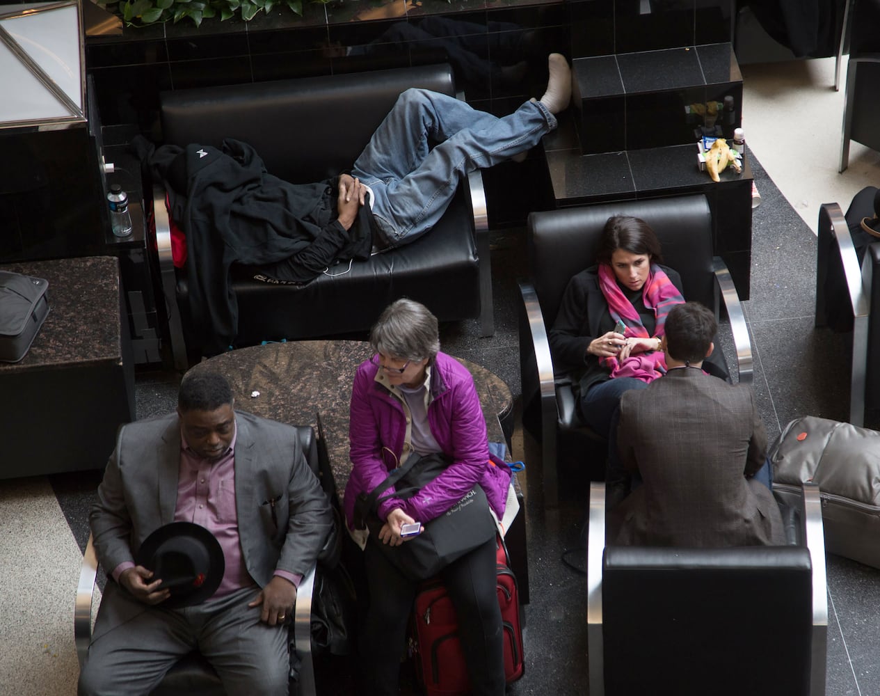 Photos: Power outage paralyzes Atlanta Airport