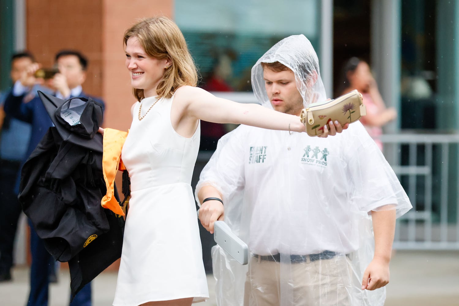 Emory hopes to avoid protests at commencement