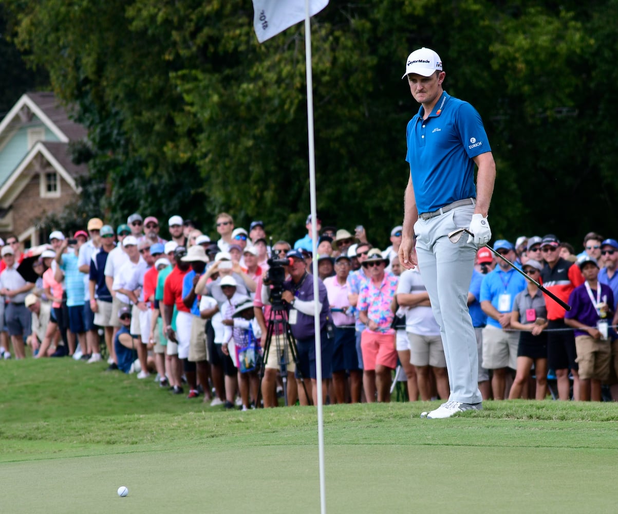 Photos: Third round of the Tour Championship