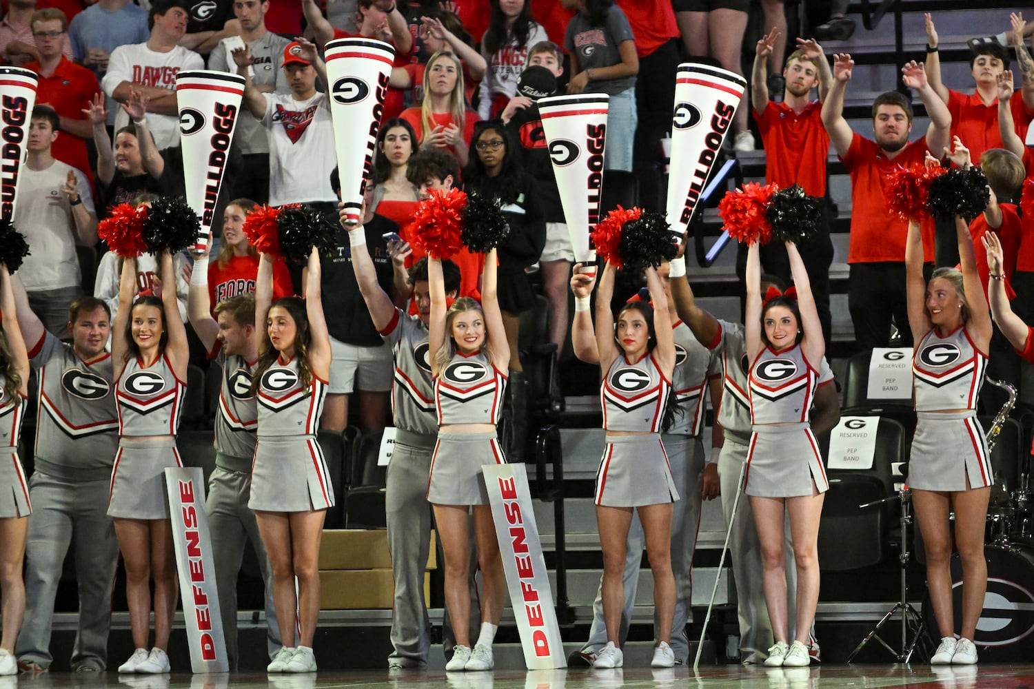 Georgia cheerleaders perform during the second half. (Daniel Varnado/For the Atlanta Journal-Constitution)