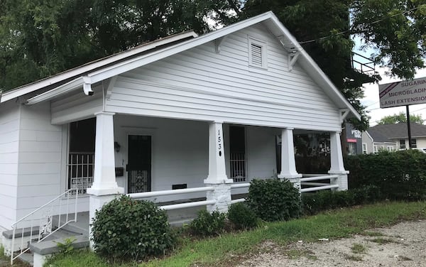 What the house at 1530 Howell Mill Road looked like in July 2018.