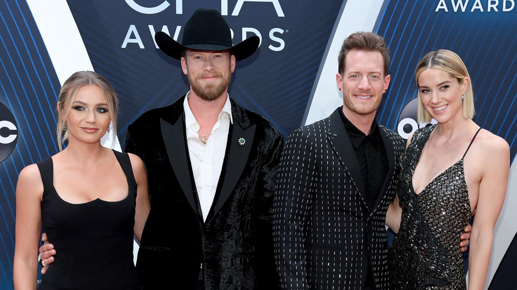 Photos: Stars shine on the CMA Awards red carpet