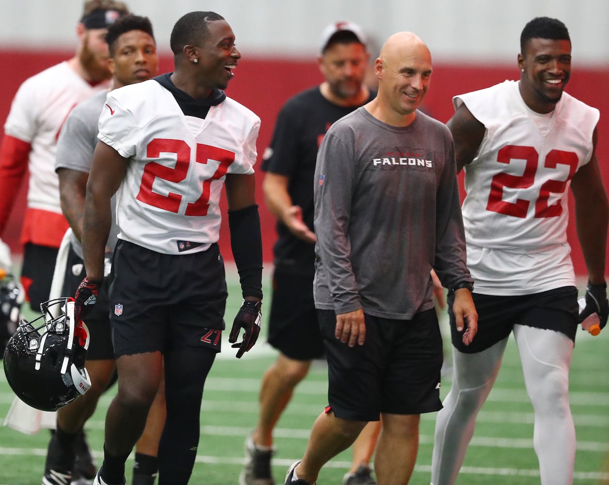 Photos: Falcons continue organized team activities