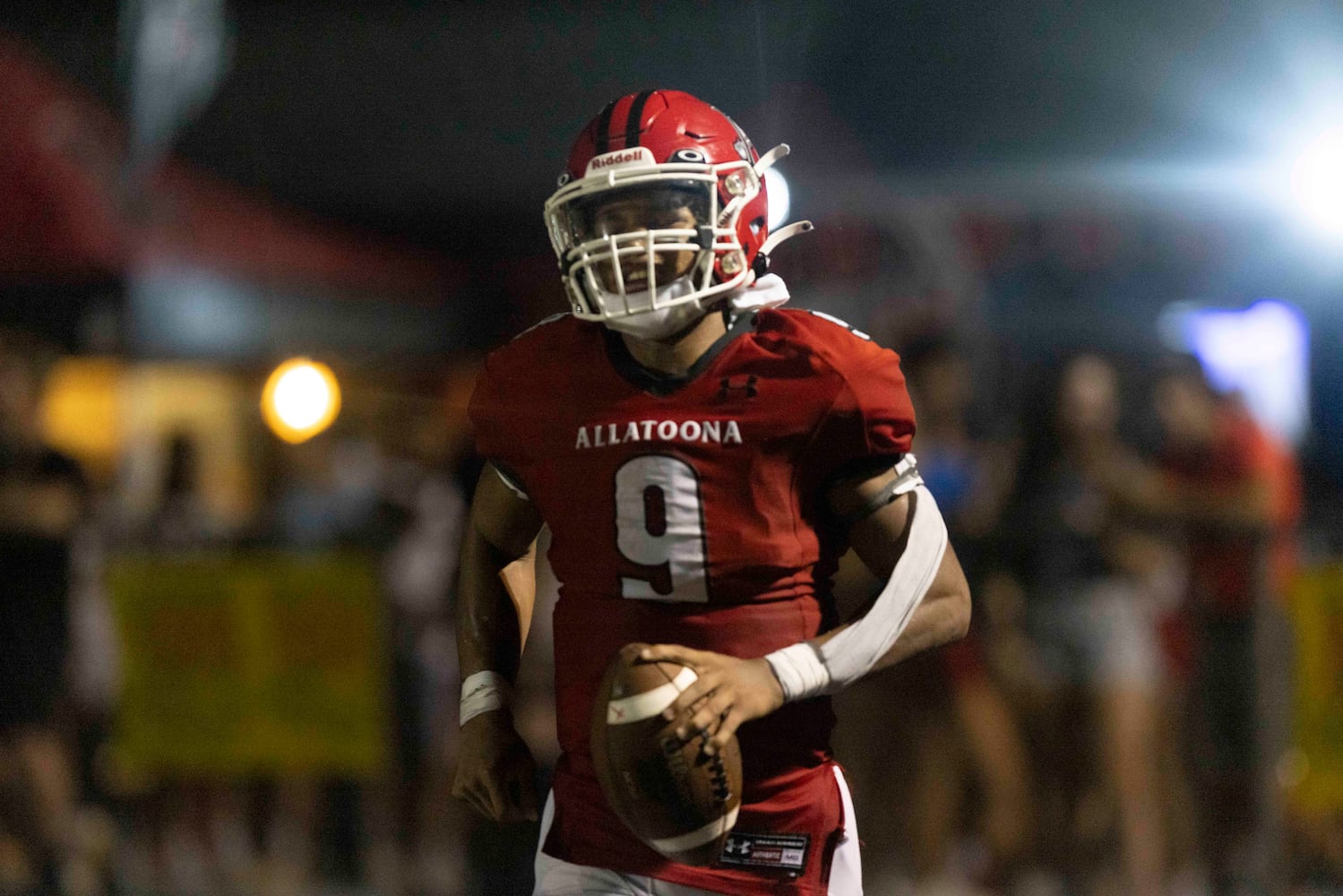 Allatoona’s Xavier Rucker (9) celebrates after scoring a touchdown. (Photo/Jenn Finch)