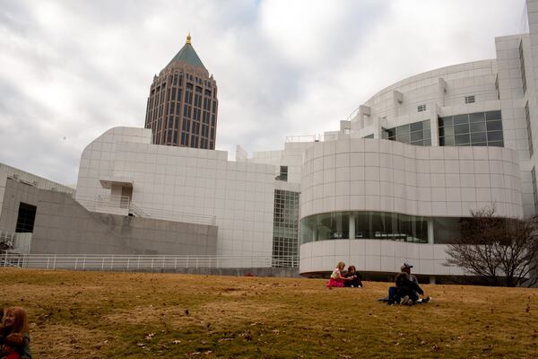 Kids and parents wait outside of the High Museum for the Christmas Parade benefitting Childrenâs Healthcare of Atlanta in midtown Atlanta, Georgia, on Saturday, Dec. 7, 2019. (Photo/Rebecca Wright)