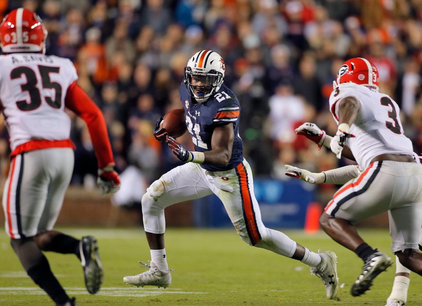 Photos: Bulldogs are crushed by Auburn