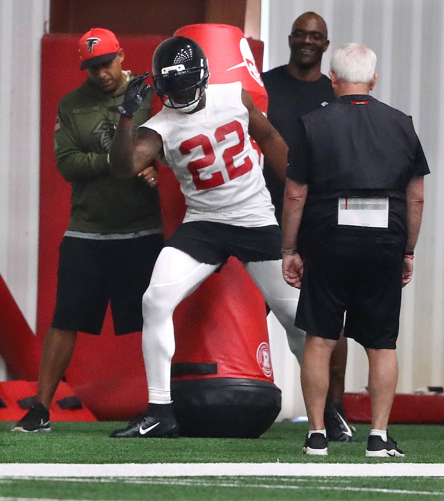 Photos: Falcons continue organized team activities