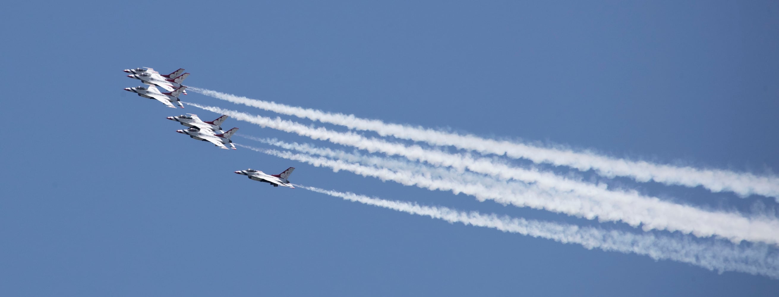 PHOTOS: Blue Angels, Thunderbirds fly over Atlanta