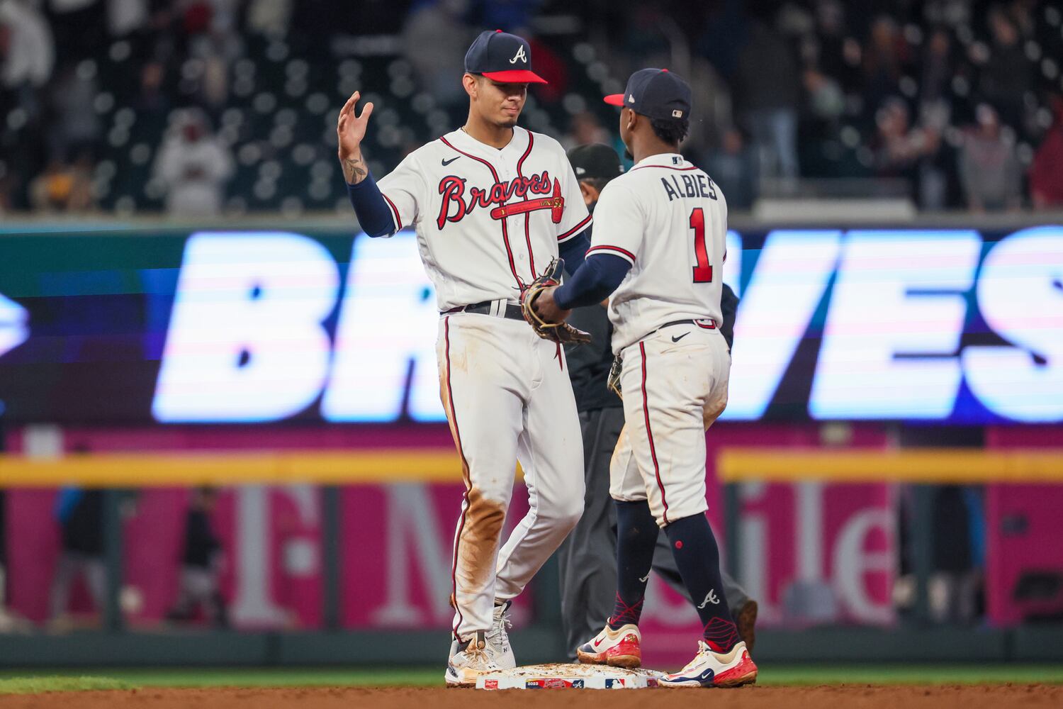 042723 BRAVES PHOTO