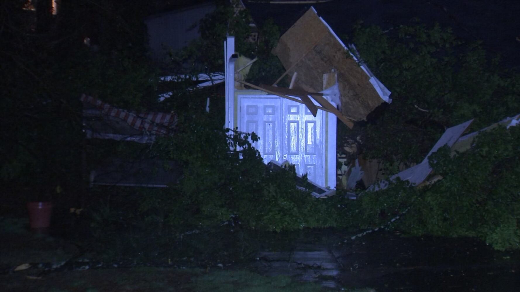 Photos: Storms blow through the south, leave damage in wake