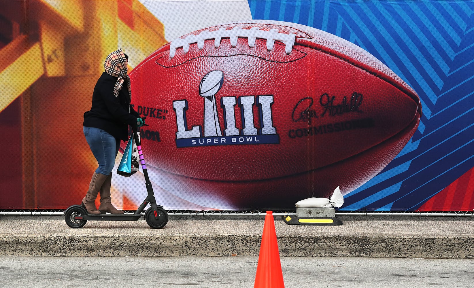 Photos: Setting up Mercedes-Benz Stadium for Atlanta’s Super Bowl