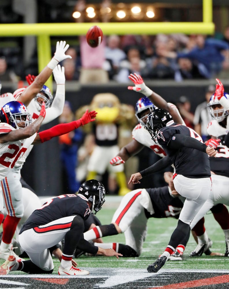 Photos: Falcons down Giants on Monday Night Football