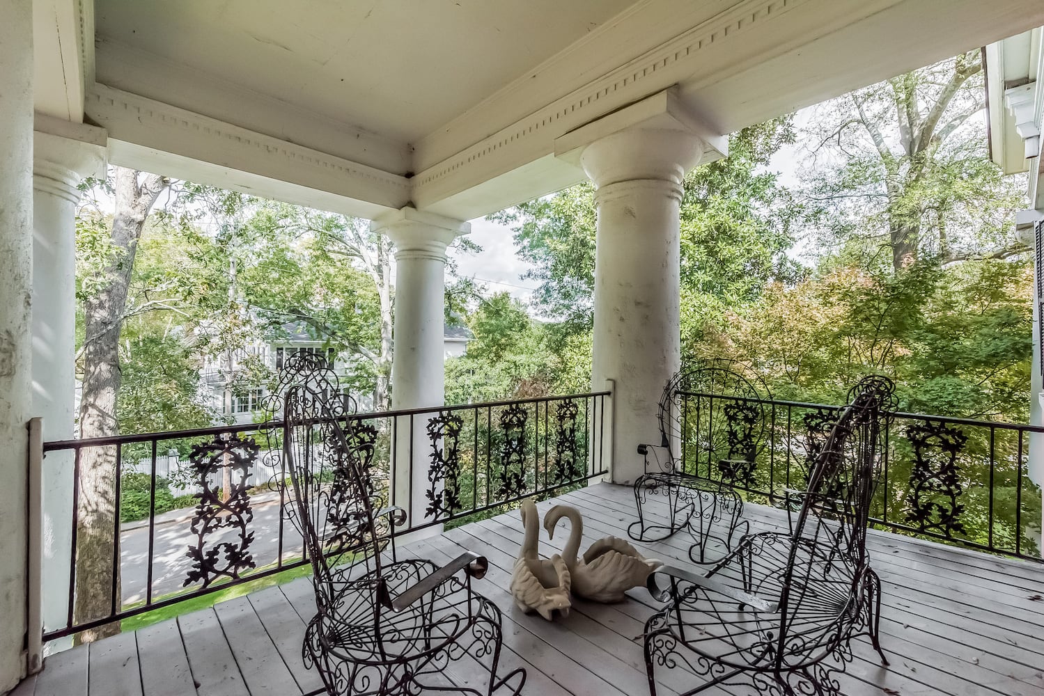 PHOTOS: $2.9M for Greek Revival mansion blocks from Marietta Square