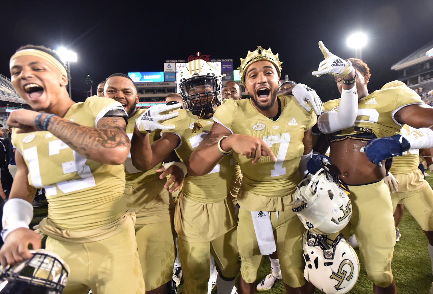 Photos: Jackets play football spring game