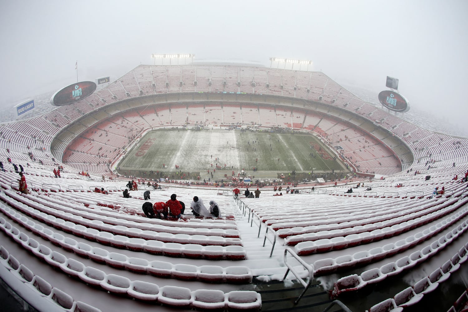 Photos: Deadly winter storm brings snow, ice to Midwest, Mid-Atlantic