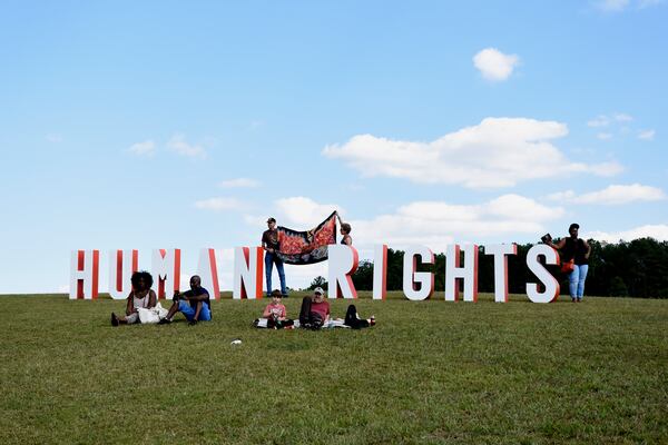 October 1, 2016 Fairburn - Spectators crowd the festival grounds during the Many Rivers To Cross Music and Arts Festival in Fairburn, Georgia on Saturday, October 1, 2016. (DAVID BARNES / DAVID.BARNES@AJC.COM)