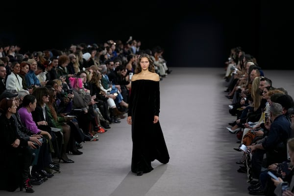 A model wears a creation as part of the Max Mara Fall/Winter 2025-2026 Womenswear collection presented in Milan, Italy, Thursday, Feb. 27, 2025. (AP Photo/Antonio Calanni)