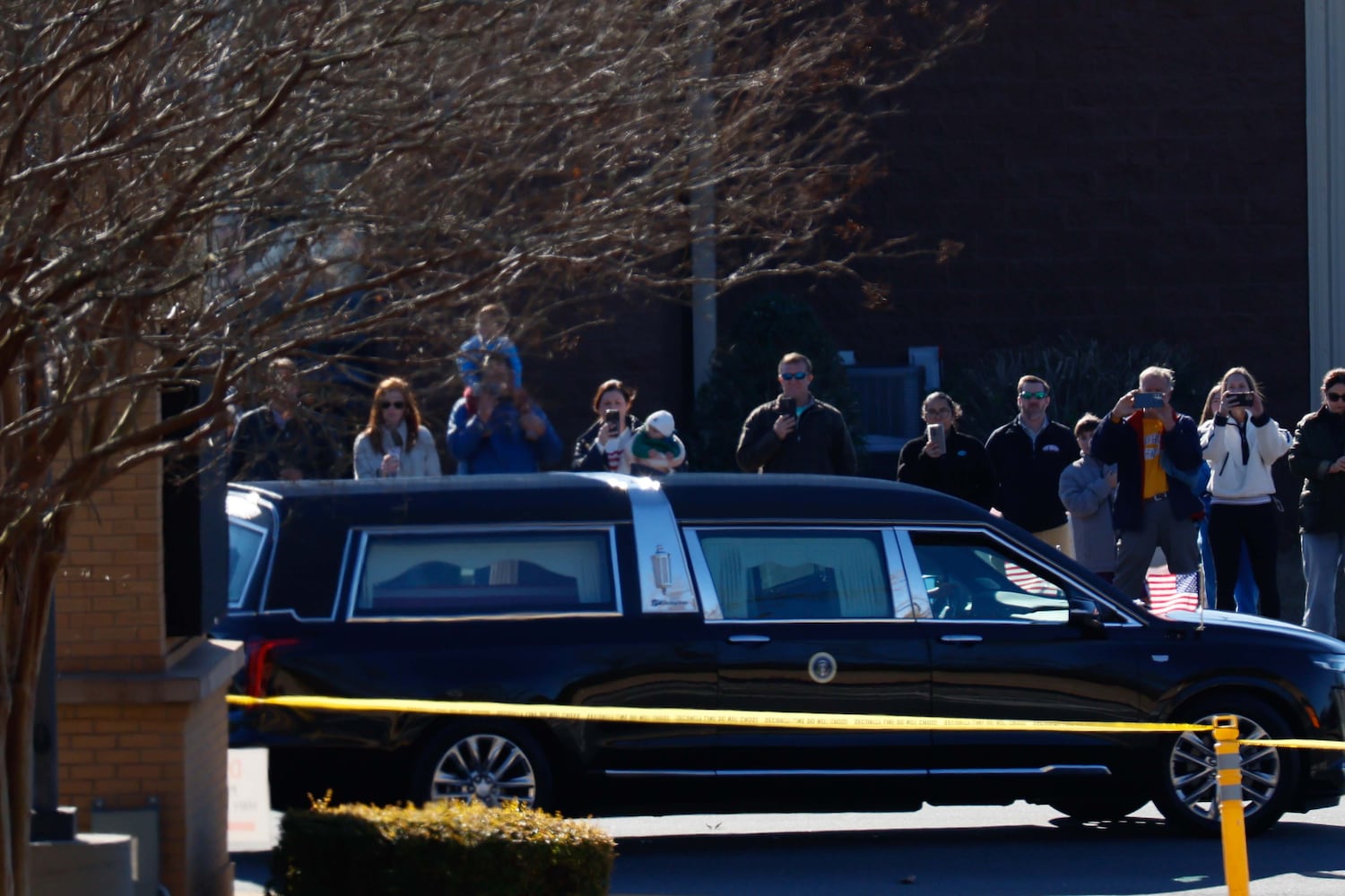 Carter funeral services begin 