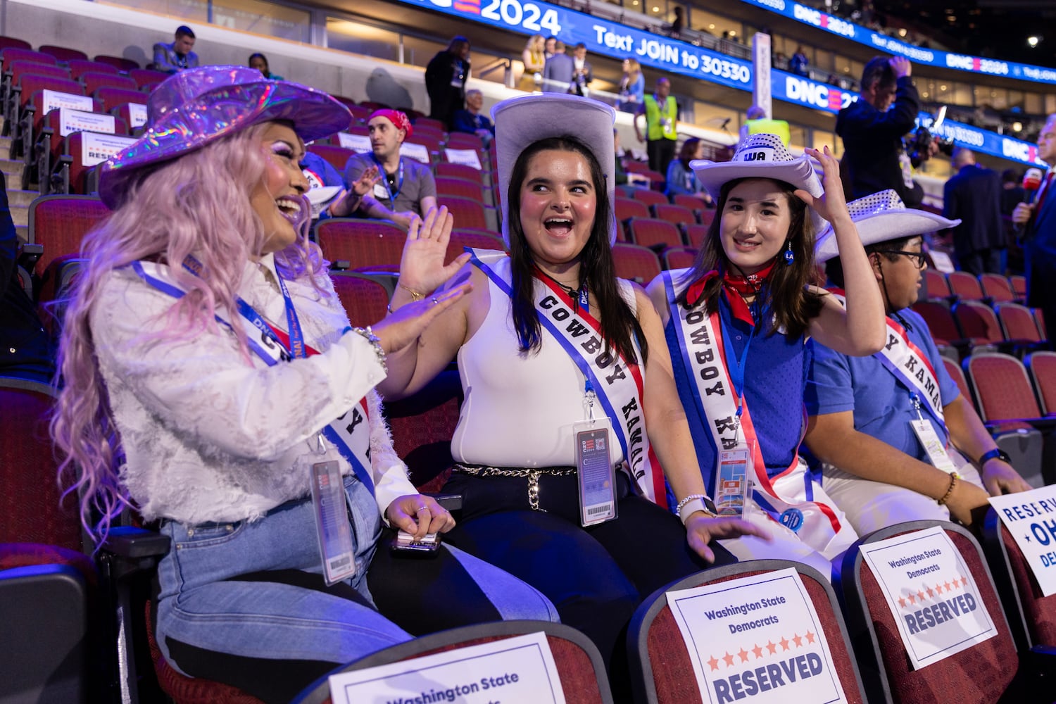 Photos DAY 1 DNC
