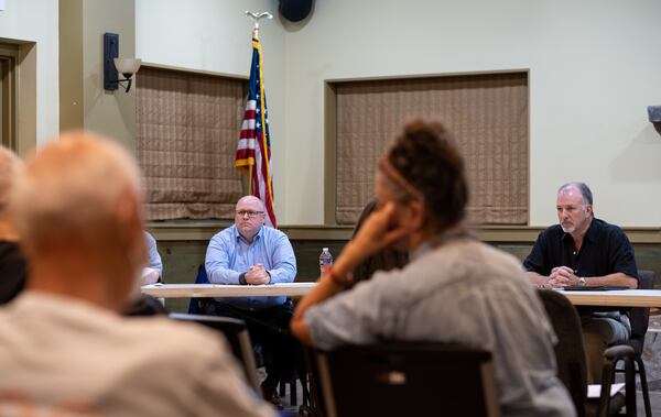 210915-Mountain Park-Mountain Park councilman Scott Reed, left, and Mayor Jim Still listen to residents during a public comment period before voting on a new millage rate  Wednesday evening, Sept. 16, 2021. Ben Gray for the Atlanta Journal-Constitution