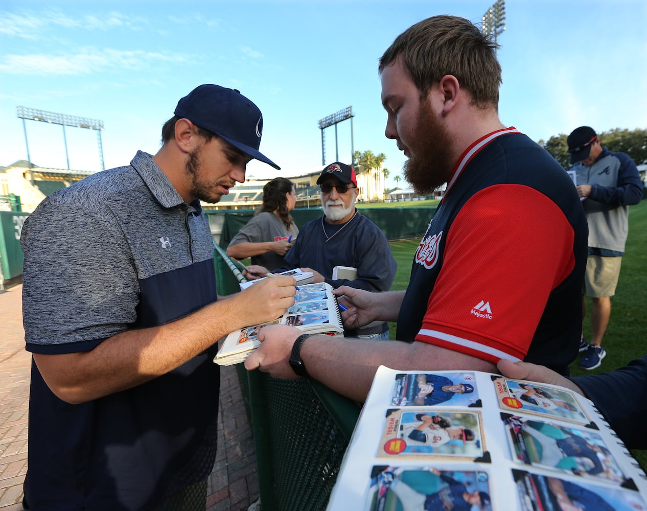 Photos: Pitchers and catchers report to Braves spring training