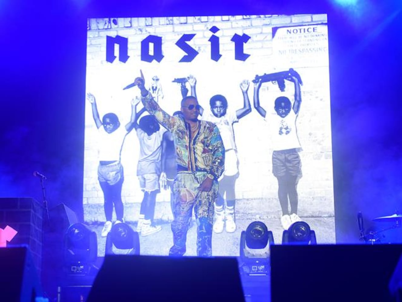 Nas