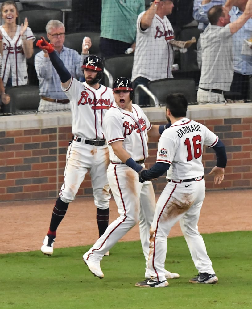 Braves vs Brewers